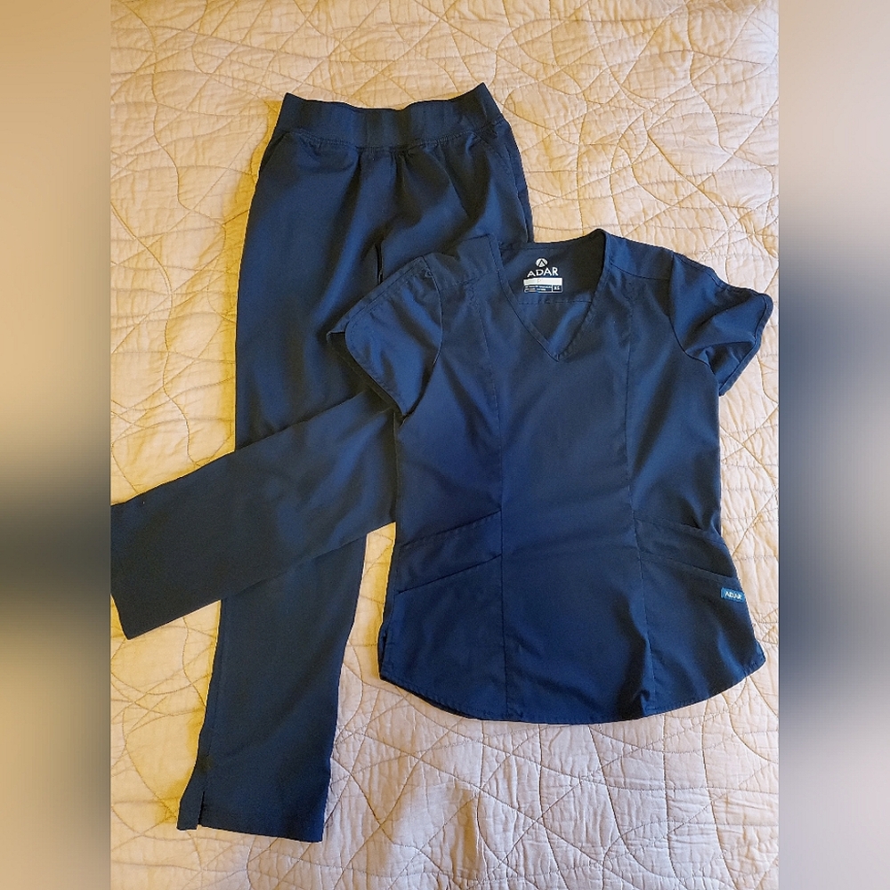 Black Adar Scrub Set